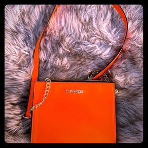 ⭐️New Steve Madden neon shoulder bag